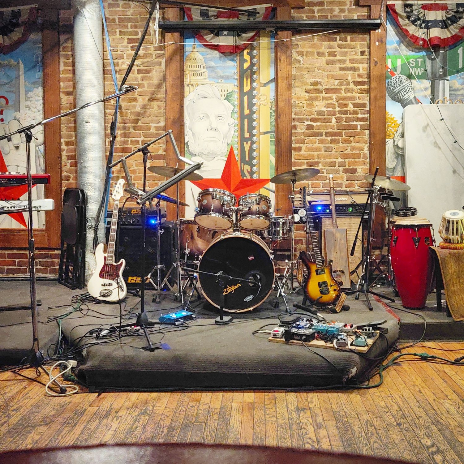 Jouwalla Collective at Sulley's Tavern.jpg